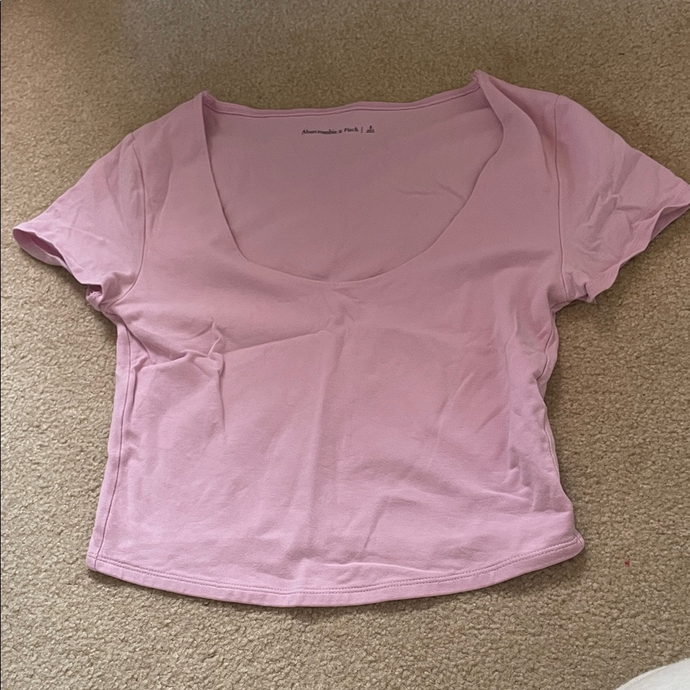 Abercrombie & Fitch Light Pink Short Sleeve Crop Top